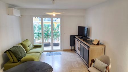 Location Appartement 3 pièces 65m² LE CANNET 06110 - Photo 2