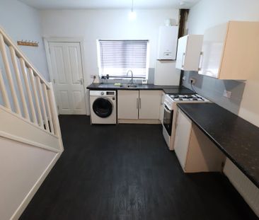 2 Bedroom End Terraced House To Rent - Photo 5