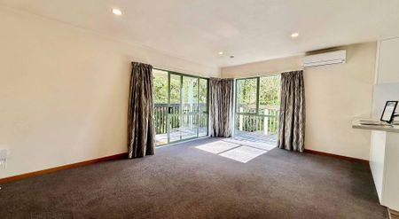 Sunny & Self-Contained Two-Bedroom Minor Dwelling - Photo 5