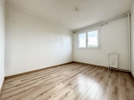 NIMES / PUECH DU TEIL - T3 avec LOGGIA, BALCON, CAVE et PARKING COUVERT - Photo 3