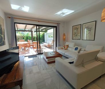 Apartamento planta baja en alquiler en Marbella, Marbella - Foto 1
