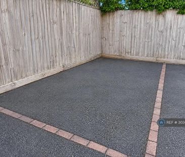 4 bedroom terraced house to rent - Photo 4