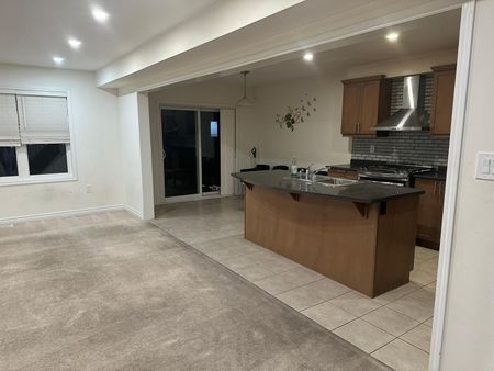 For Lease - 30 Stedford Crescent, Brampton, Ontario - Photo 3