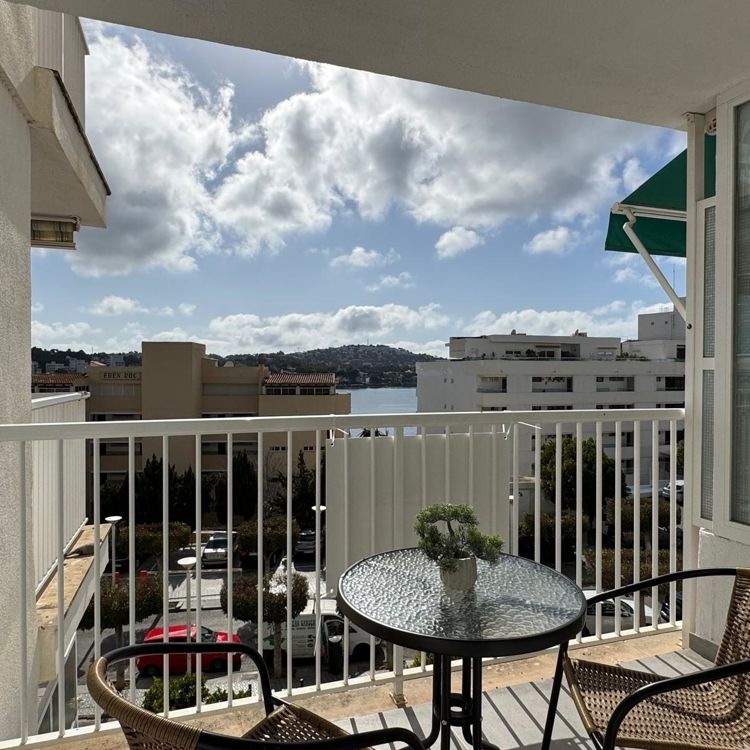 Modern apartment close to the beach in Santa Ponsa - Photo 1