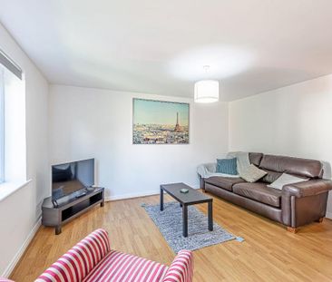 2 bedroom apartment to rent - Photo 3