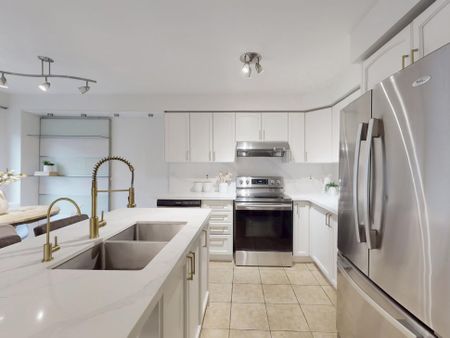 For Lease - 98 Lowther Upper Avenue, Richmond Hill, Ontario - Photo 5