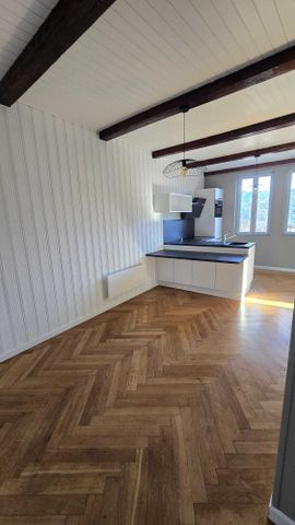 2.5BEDROOM APARTMENT + OFFICE WITH NEWLY RENOVATED CACHE - Photo 4