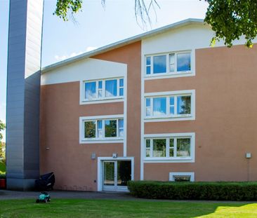Nybrogatan 24 - Photo 1