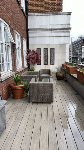 4 bedroom flat in Kensington High Street - Photo 2