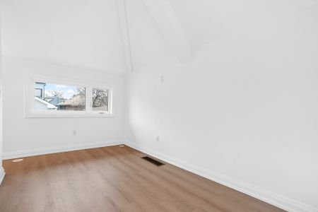 For Lease - 218 Aileen Avenue Unit# E, Toronto, Ontario - Photo 2