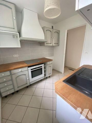 CHARTRES - ALIGRE Dans un cadre calme et verdoyant à 2 pas du centre-ville et de la gare, appa... - Photo 4