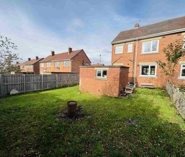 2 bedroom semi-detached house to rent - Photo 5