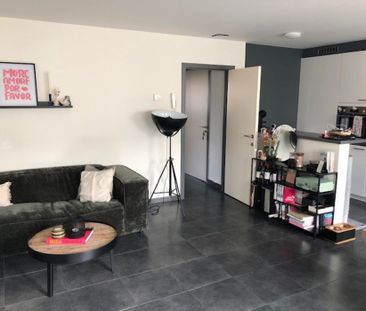 Zonnig 2 slaapkamer appartement met lift, garage en terras! - Foto 5