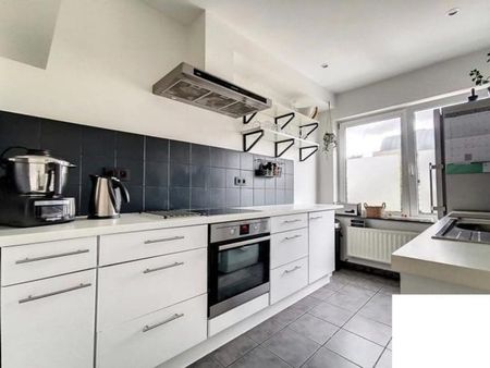 Appartement te huur - Photo 3