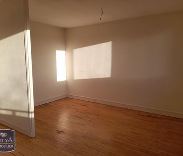 Location Appartement 4 pièces 63m² VILLEFRANCHE SUR SAONE 69400 - Photo 4