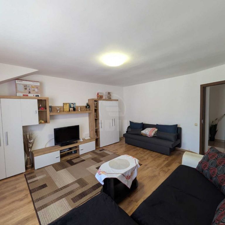 Inchiriere Apartament 2 camere decomandat, 55 mp, Eroilor - Photo 1