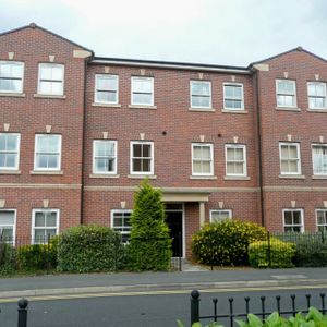 Hatters Court, Stockport - Photo 2