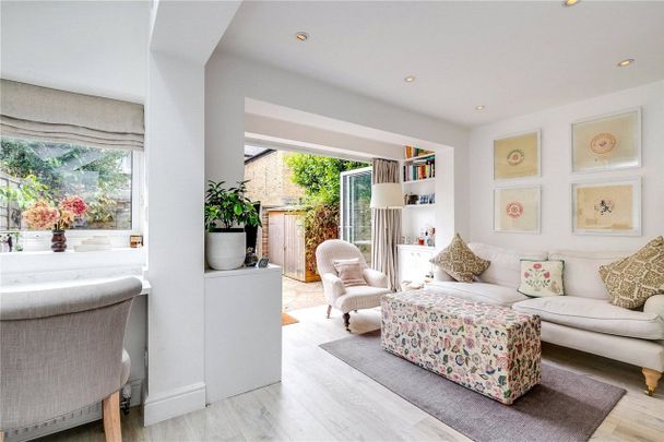 Priory Park Road, Brondesbury Park, NW6, London - Photo 1