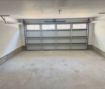 For Lease - 1695 Dersan Street, Pickering, Ontario - Photo 2
