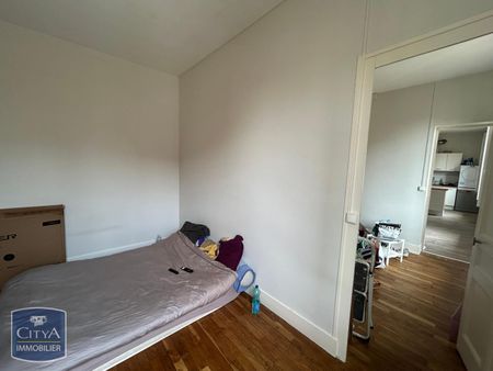 Location Appartement 2 pièces 64m² BOURG EN BRESSE 01000 - Photo 3