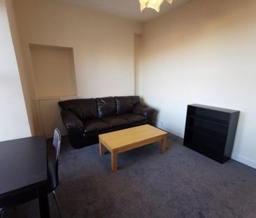 2 bedroom parking to rent - Photo 3