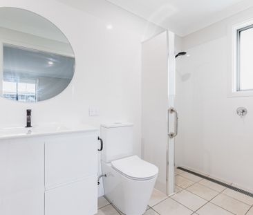 Modern 1Bed Unit - Photo 6