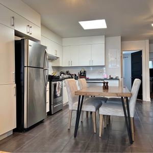 St-Leonard - Superbe 4 1/2 Rénové - Photo 2