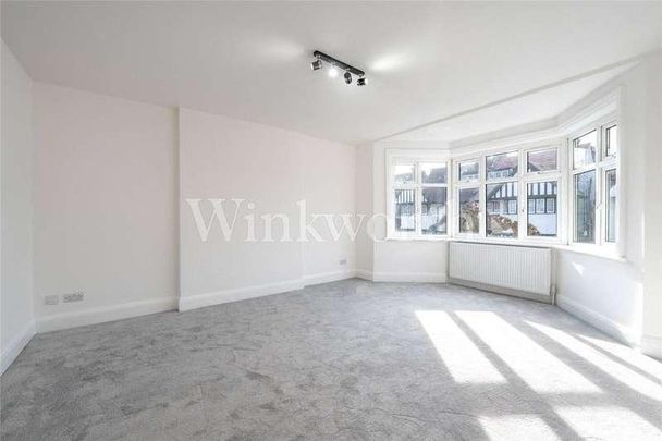 Ravenscroft Avenue, London, NW11 - Photo 1