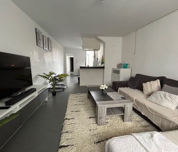 Appartement te huur - Photo 1