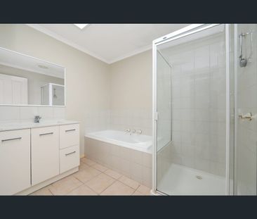 1/17 Lakeview Avenue, Rowville, Vic 3178 - Photo 2