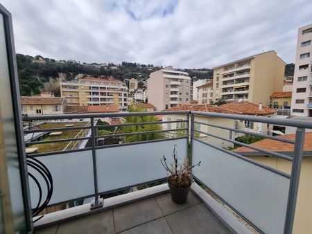 Location Appartement 2 pièces 37m² NICE 06000 - Photo 5