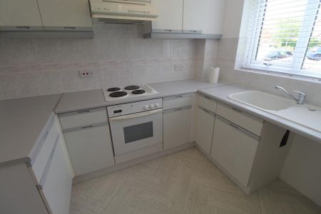 2 bedroom terraced house to rent - Photo 3