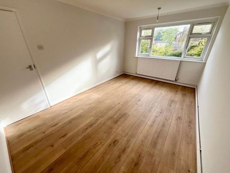 2 bedroom ground floor maisonette to rent - Photo 4