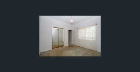 THE FAMILY HOME YOU'VE BEEN WAITING FOR - Photo 4