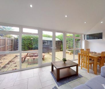 4 bedroom terraced house to rent - Photo 2