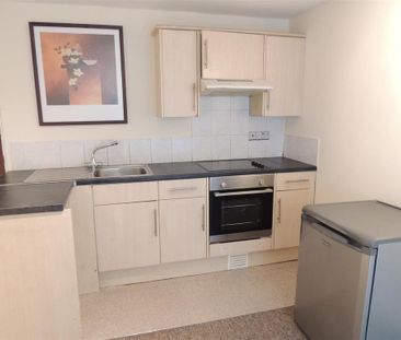 1 bedroom apartment to rent - Photo 2