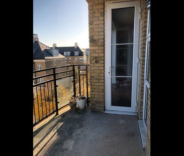 2 Bed Flat, Lime House, TW9 - Photo 1