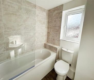 3 bedroom detached house to rent - Photo 5