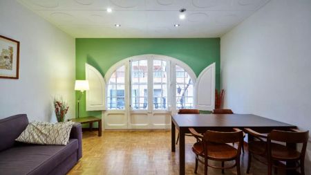 3-bedroom apartment for rent in Gràcia - Photo 3