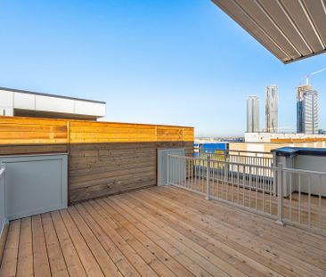 For Lease - 150 Honeycrisp Crescent Unit# TH263, Vaughan, Ontario - Photo 4