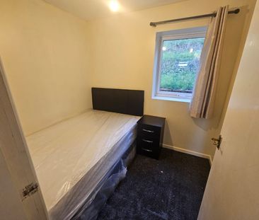 Room in a Shared Flat, Croftdown Road, NW5 - Photo 6