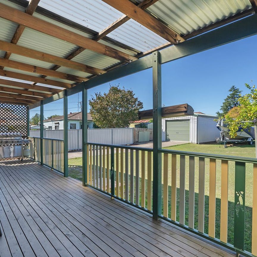 1 Shedden Street, Cessnock NSW 2325 - House For Rent | Domain - Photo 1