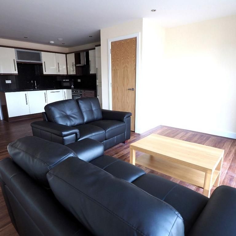 3 bedroom apartment to rent - Photo 1