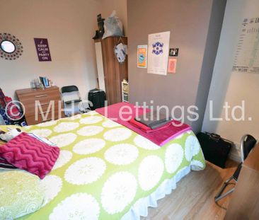 4 Bedroom End Terraced House for rent in William Street - Photo 6