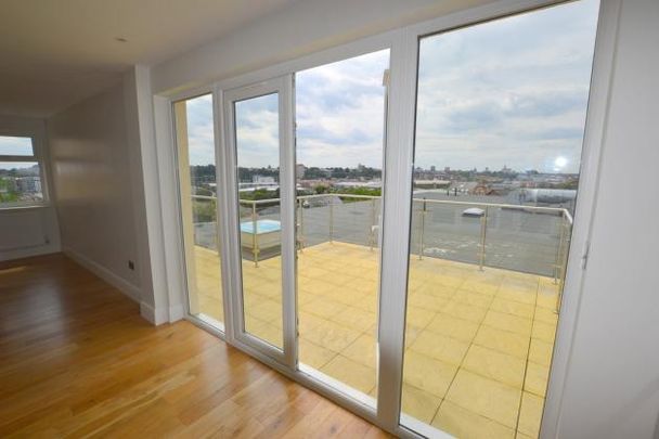 Flat 55 Eastgate House, 122 Thorpe Road, NR1 1FE - Photo 1