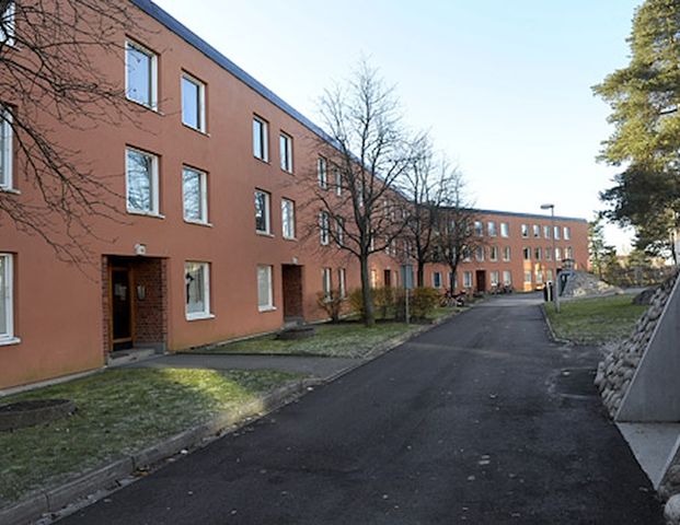 Härbrevägen 35, Skogås - Foto 1