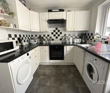 2 bedroom terraced house to rent - Photo 5