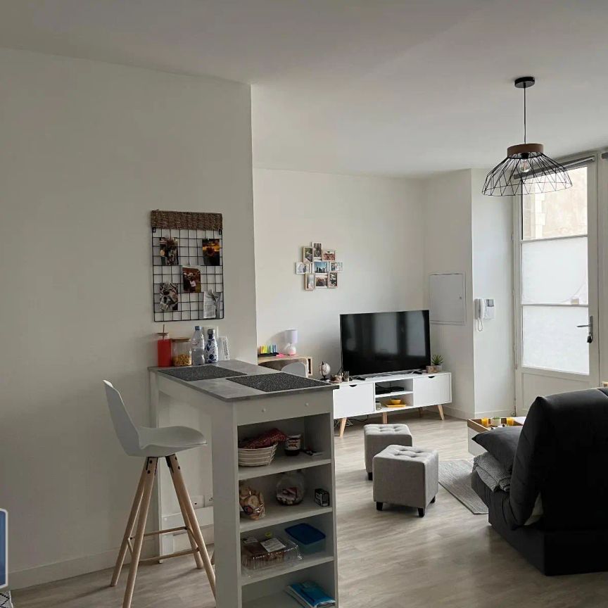 Appartement à louer 1 pièce 37.5m² - Photo 1