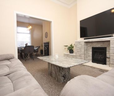 3 bedroom terraced house to rent - Photo 2