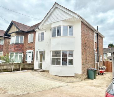 Bitterne Road West - Photo 1